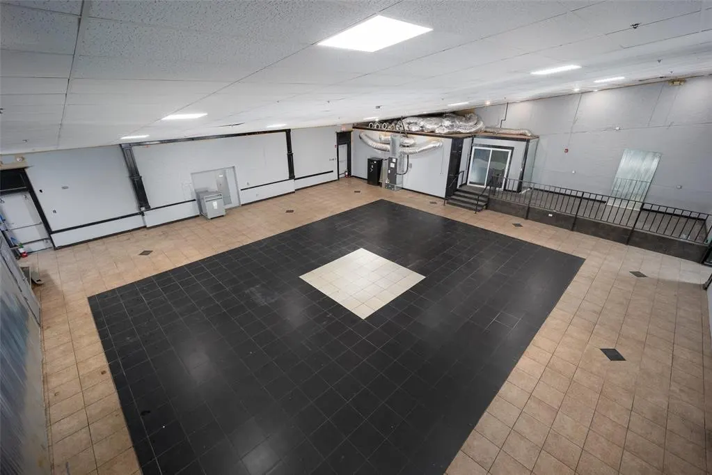 Photo 28 — 6825 W Wilshire Boulevard, Oklahoma City, OK 73132