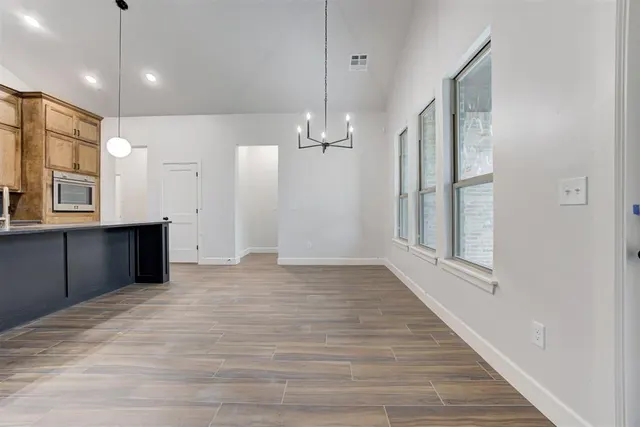 Photo 7 — 5112 Misty Wood Lane, Mustang, OK 73064
