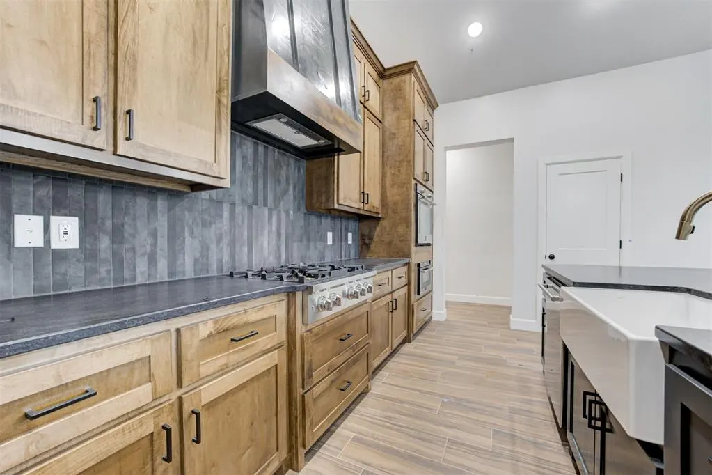 Photo 11 — 5112 Misty Wood Lane, Mustang, OK 73064