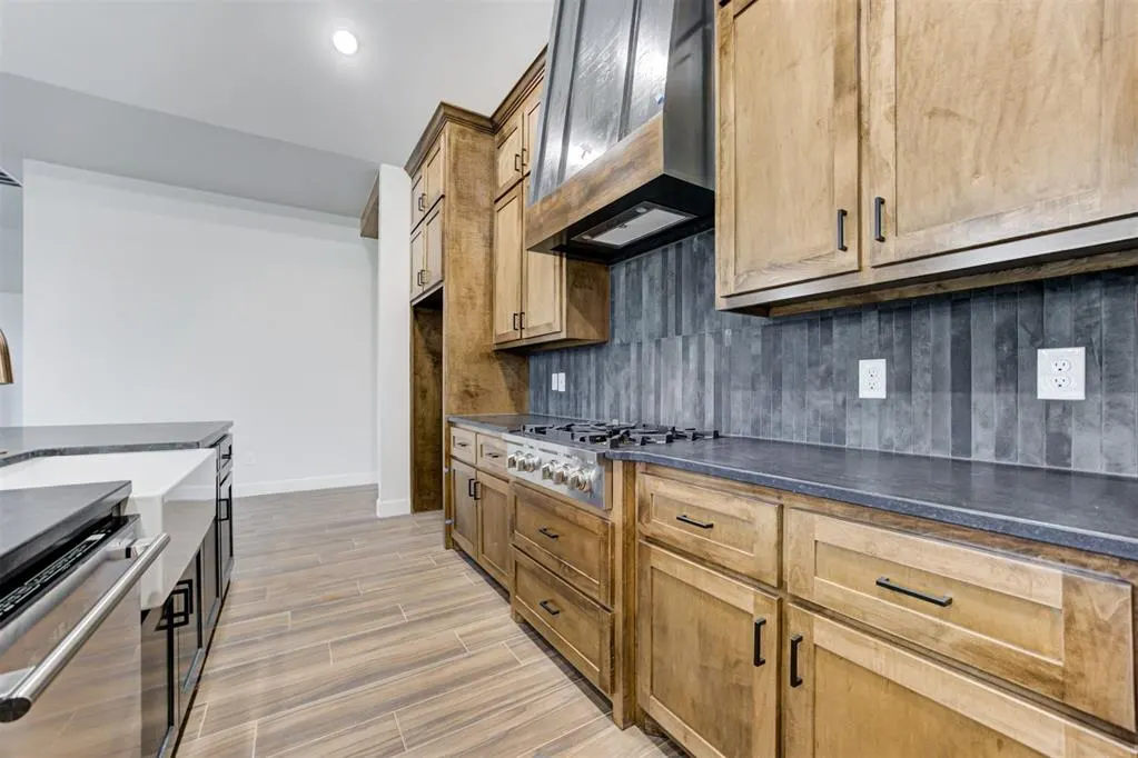 Photo 14 — 5112 Misty Wood Lane, Mustang, OK 73064