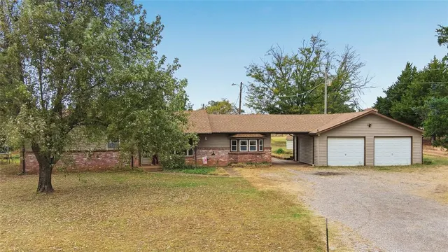 Front exterior — 36 Limberlost Road, McLoud, OK 74851