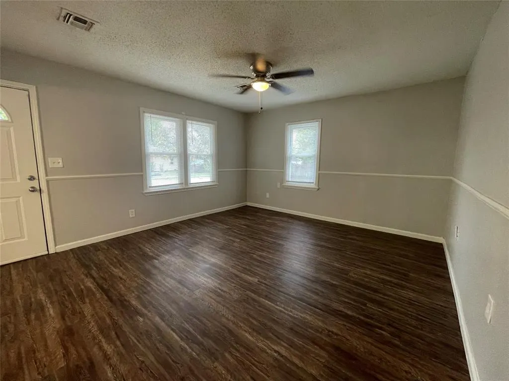 Photo 17 — 3224 SW 47th Street, Oklahoma City, OK 73119
