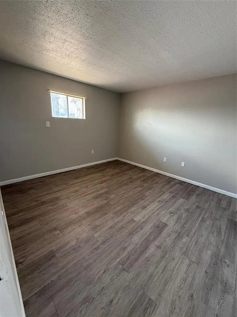 Photo 2 — 1020 S Rock Island Street 3, El Reno, OK 73036