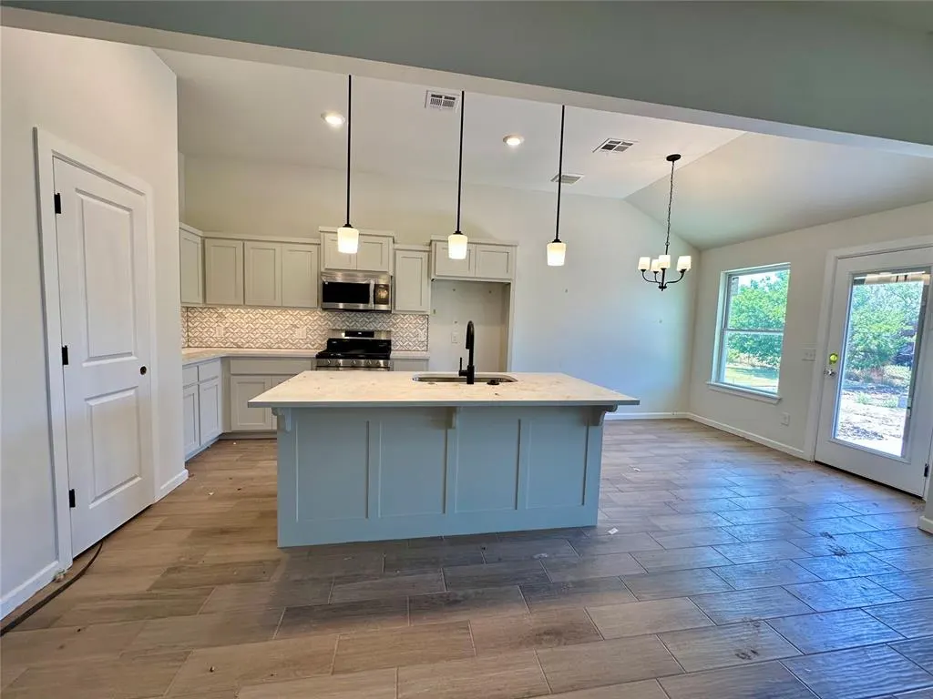 Photo 2 — 8704 NW 75th Street, Oklahoma City, OK 73132
