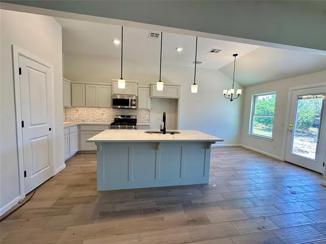 Photo 2 — 8704 NW 75th Street, Oklahoma City, OK 73132