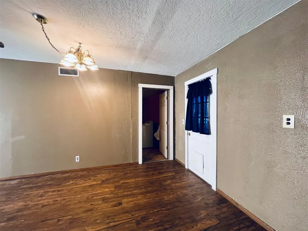 Photo 13 — 4 Cottonwood Drive, Chickasha, OK 73018
