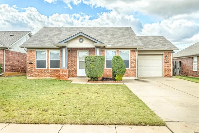 Front exterior — 2909 Fennel Road, Oklahoma City, OK 73128