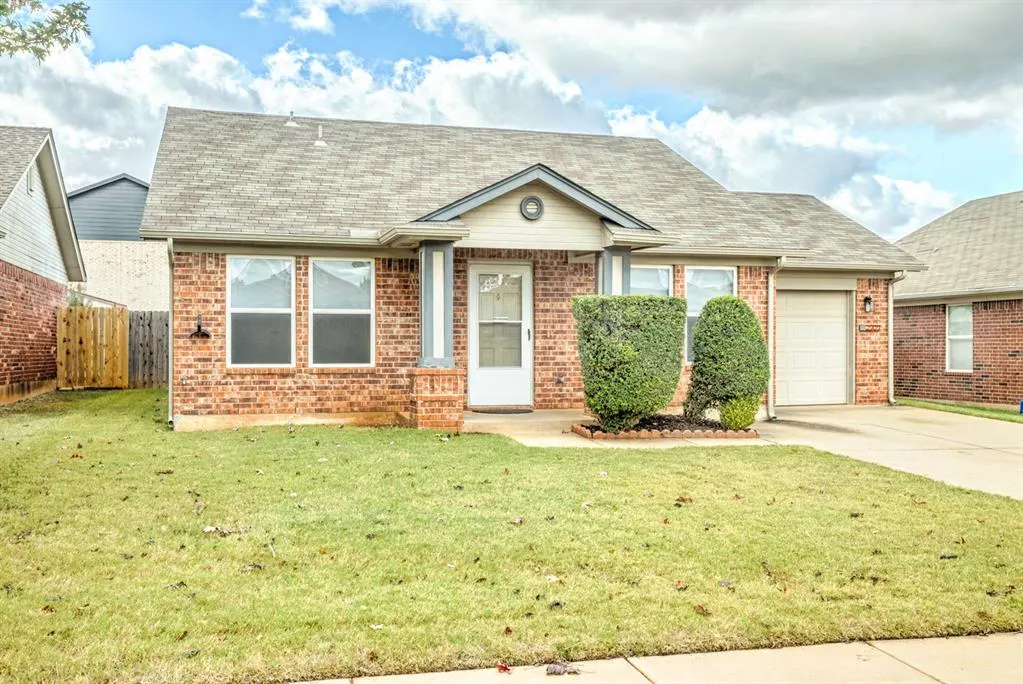 Photo 2 — 2909 Fennel Road, Oklahoma City, OK 73128