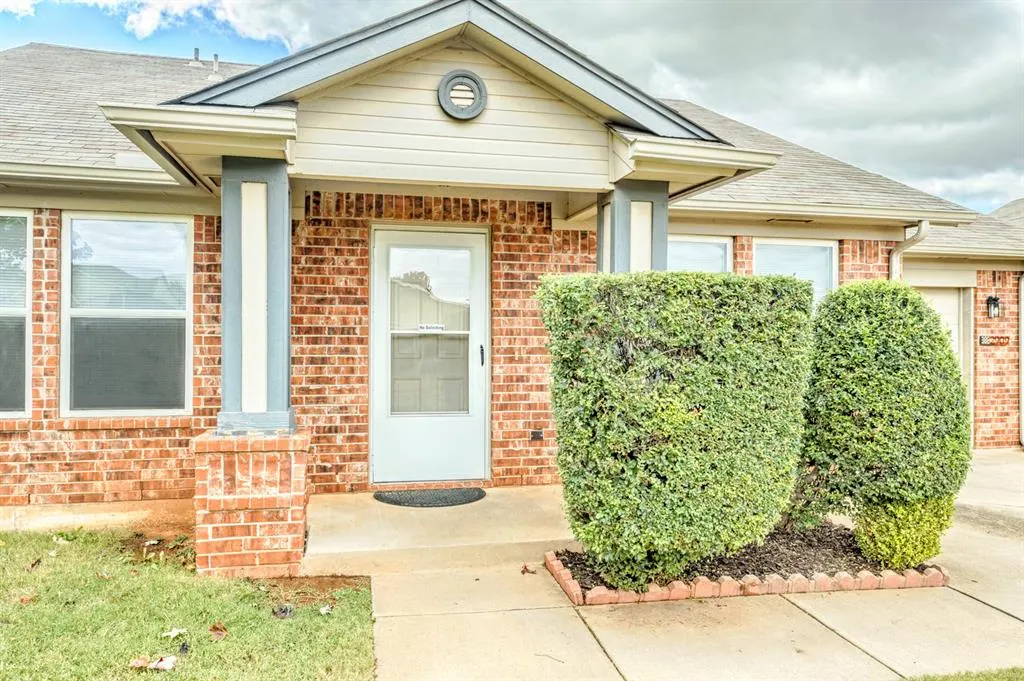 Photo 3 — 2909 Fennel Road, Oklahoma City, OK 73128