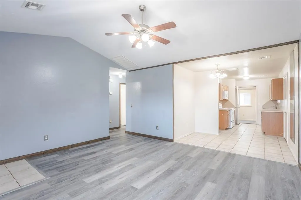 Photo 5 — 2909 Fennel Road, Oklahoma City, OK 73128