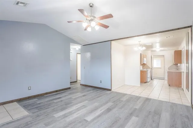 Photo 5 — 2909 Fennel Road, Oklahoma City, OK 73128
