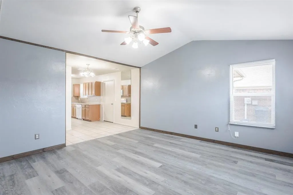 Photo 6 — 2909 Fennel Road, Oklahoma City, OK 73128