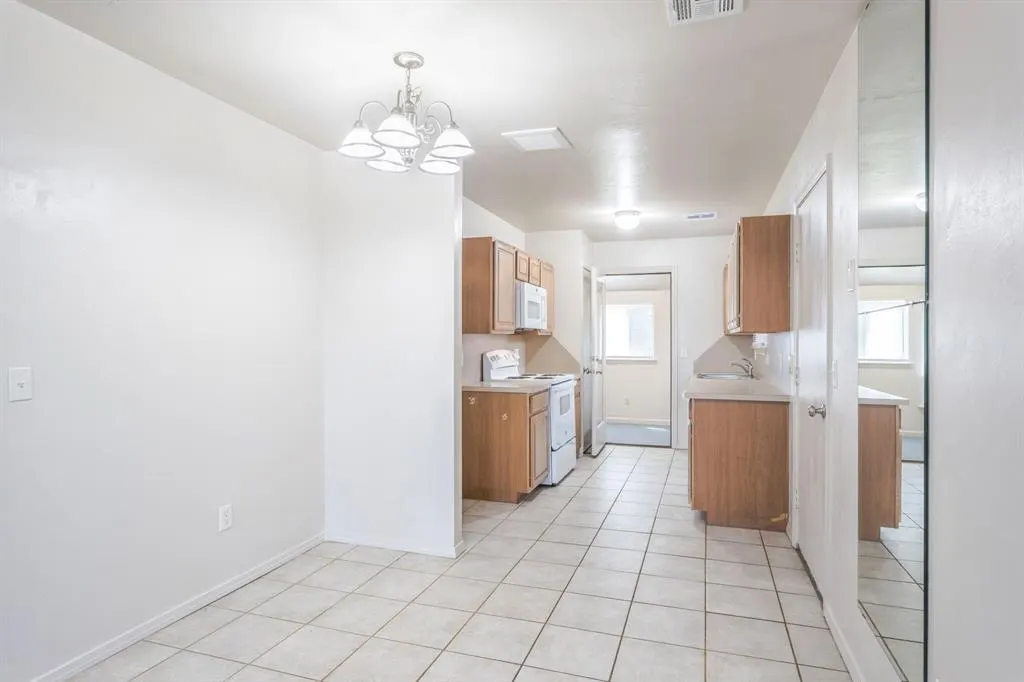 Photo 10 — 2909 Fennel Road, Oklahoma City, OK 73128