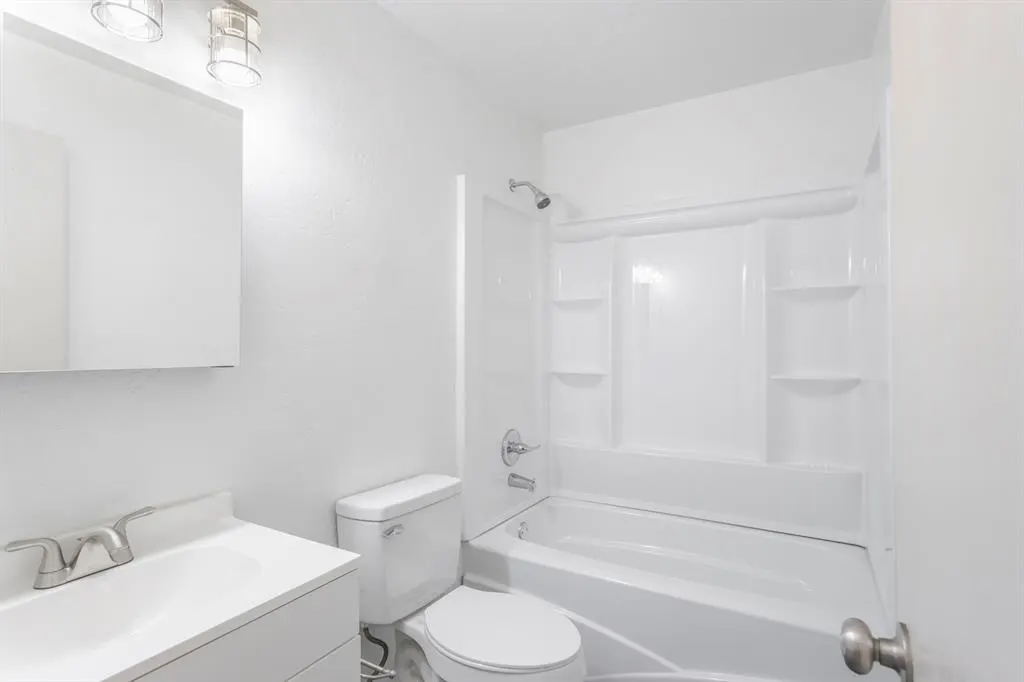 Photo 13 — 2909 Fennel Road, Oklahoma City, OK 73128