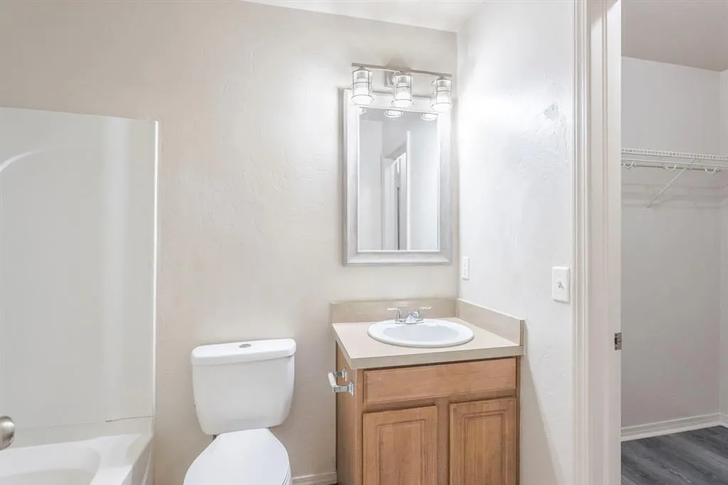 Photo 16 — 2909 Fennel Road, Oklahoma City, OK 73128