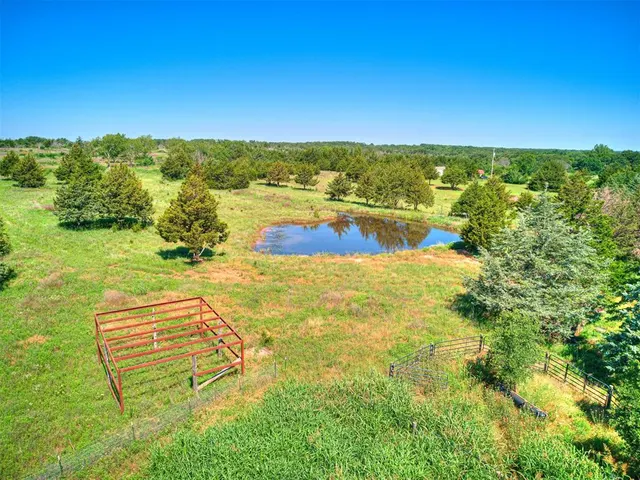 Photo 7 — 9741 Dobbs Road, Wellston, OK 74881