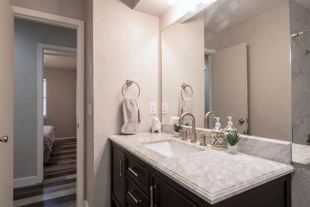 Photo 10 — 12621 Peppertree Place, Oklahoma City, OK 73142