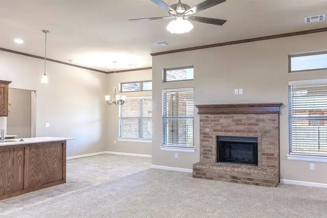 Photo 3 — 1927 W Flintlock Way, Mustang, OK 73064