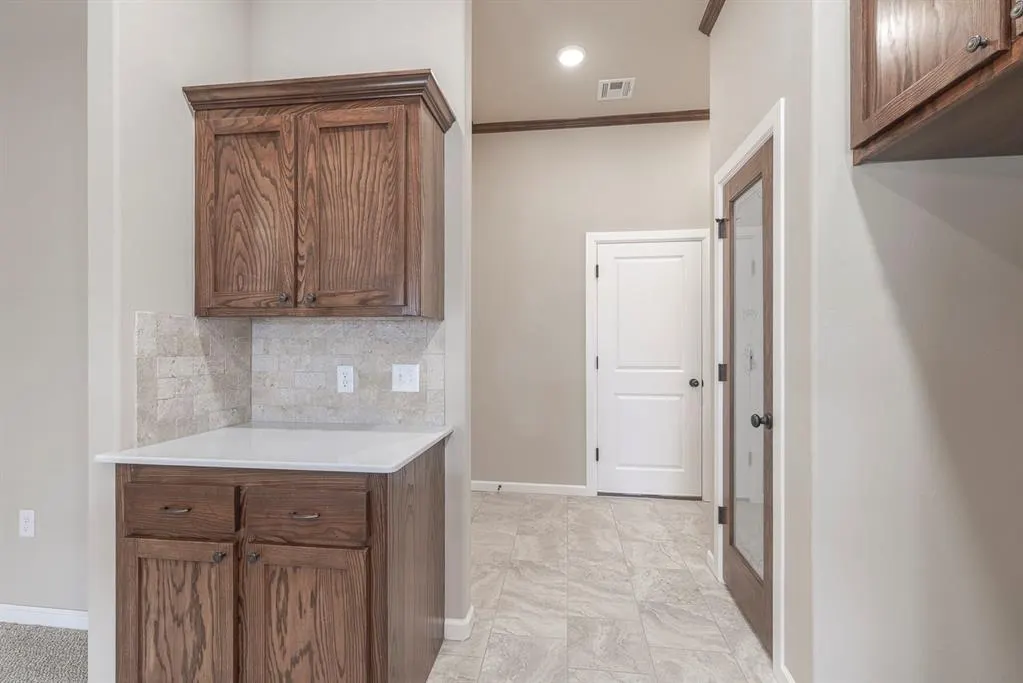 Photo 12 — 1927 W Flintlock Way, Mustang, OK 73064