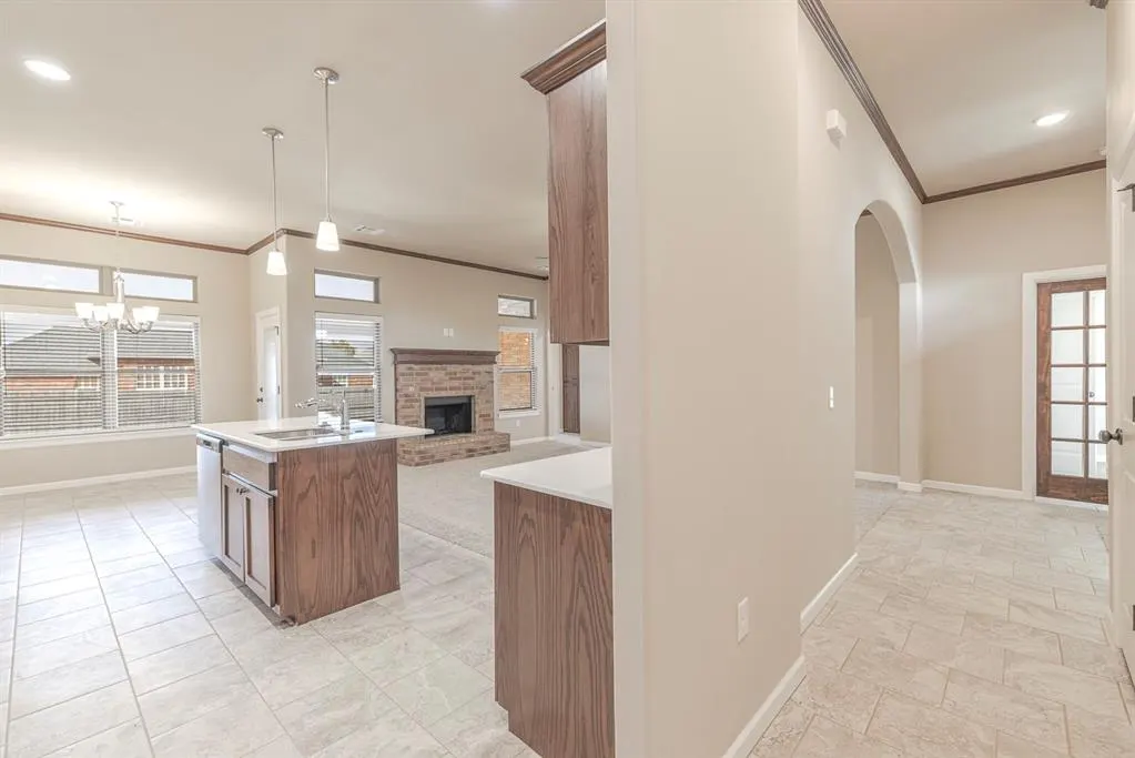 Photo 14 — 1927 W Flintlock Way, Mustang, OK 73064