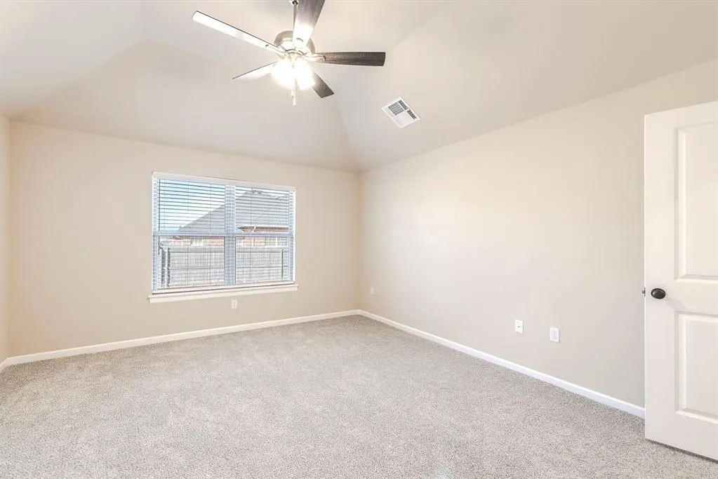 Photo 17 — 1927 W Flintlock Way, Mustang, OK 73064
