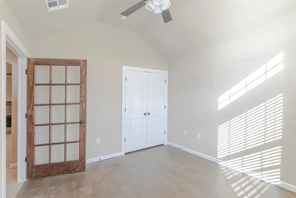 Photo 33 — 1927 W Flintlock Way, Mustang, OK 73064