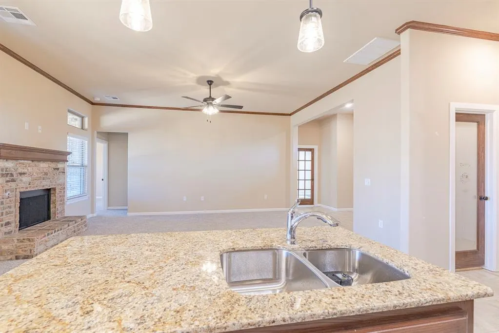 Photo 11 — 1923 W Flintlock Way, Mustang, OK 73064