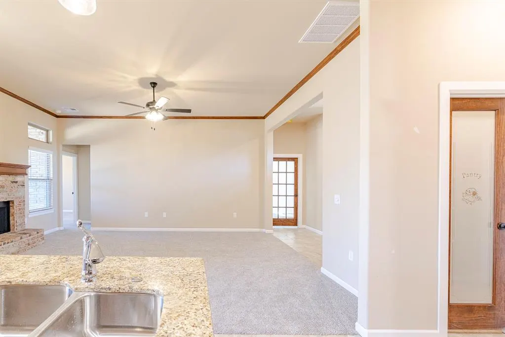 Photo 12 — 1923 W Flintlock Way, Mustang, OK 73064