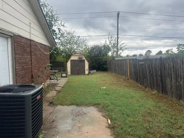 Photo 2 — 1617 Apian Way, Edmond, OK 73003