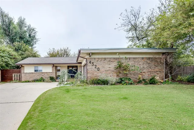 Photo 2 — 4320 NW 61st Terrace, Oklahoma City, OK 73112