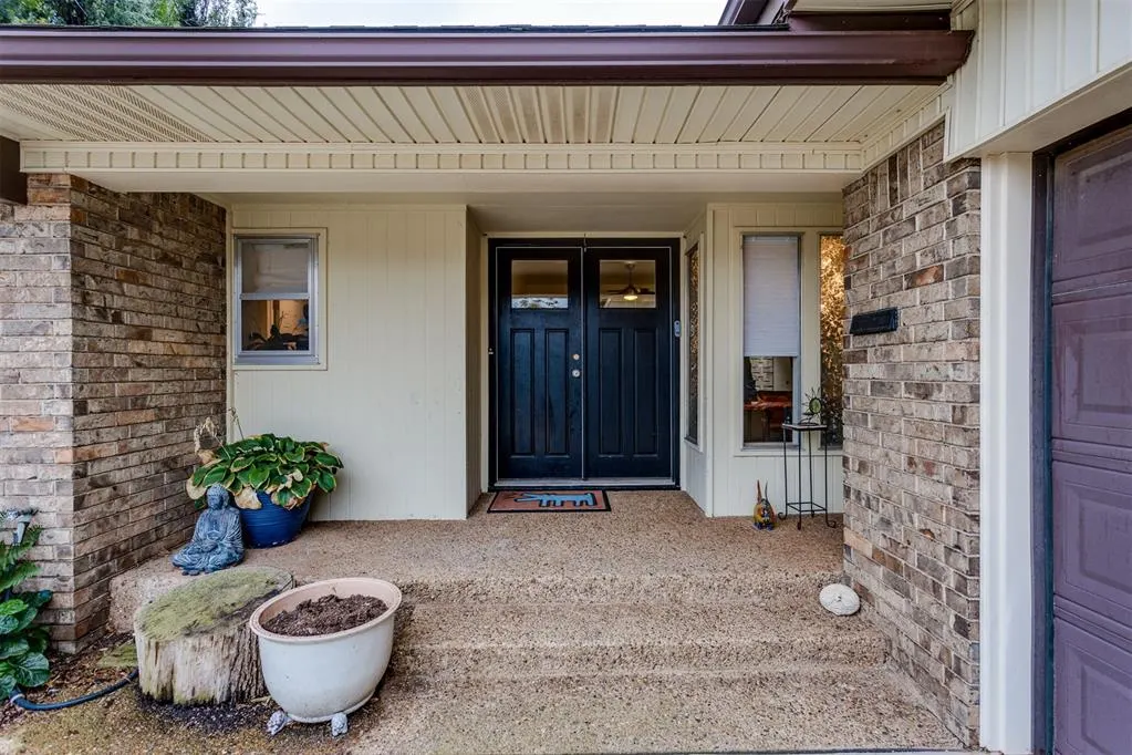 Photo 3 — 4320 NW 61st Terrace, Oklahoma City, OK 73112