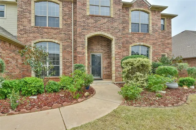 Photo 5 — 9124 SW 26th Street, Oklahoma City, OK 73128
