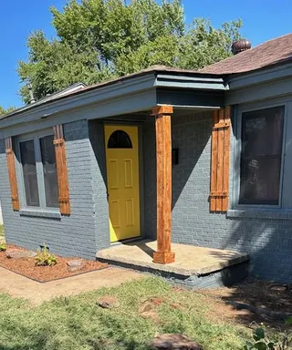 Sold home at 1908 NE Grand Boulevard