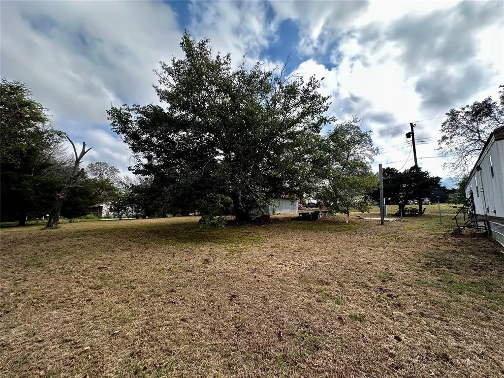 Photo 8 — 431 S Hyden, Stratford, OK 74872