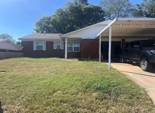 Sold home at 102 Larry Lane