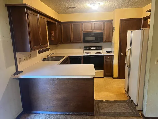 Photo 8 — 102 Larry Lane, Pauls Valley, OK 73075