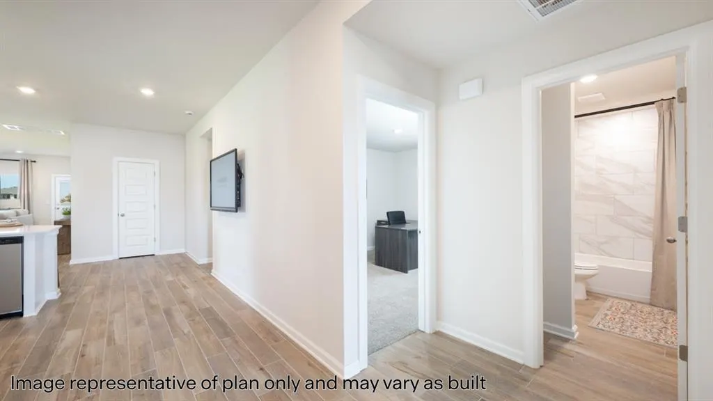 Photo 2 — 1287 Mahogany Lane, Piedmont, OK 73078