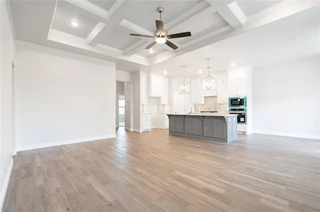 Photo 3 — 9009 Stark Street, Edmond, OK 73007