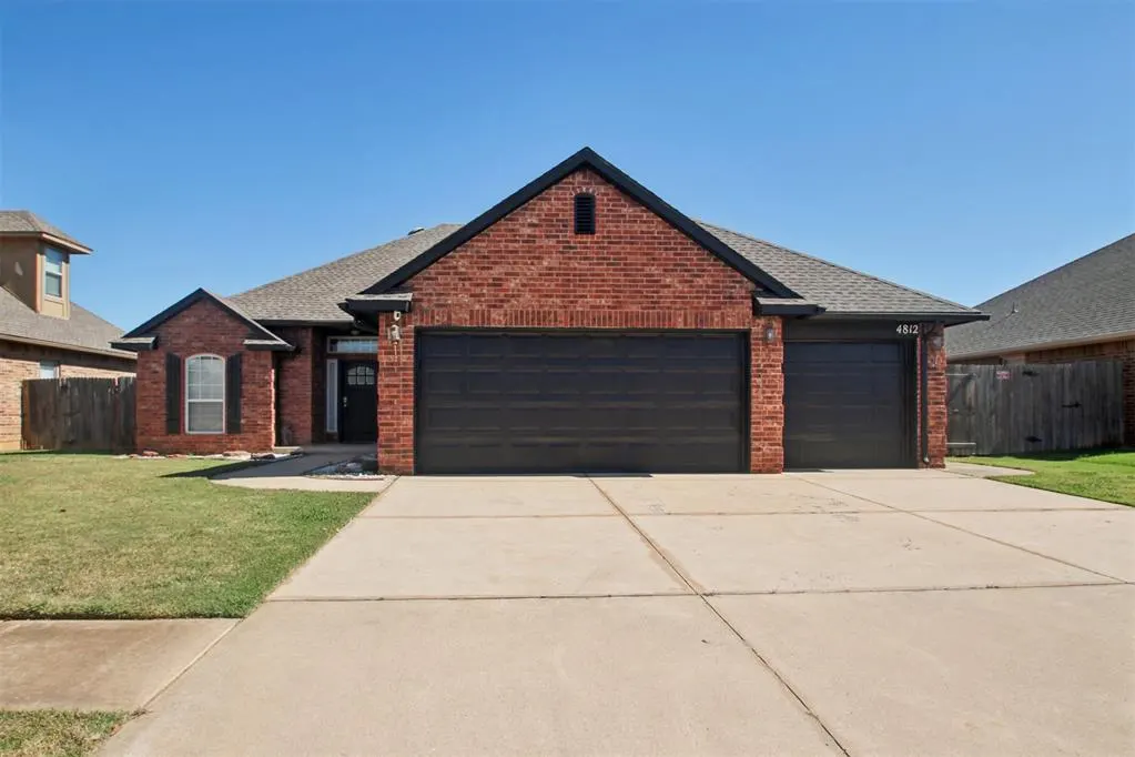 Photo 6 — 4812 Millstone Drive, Oklahoma City, OK 73179