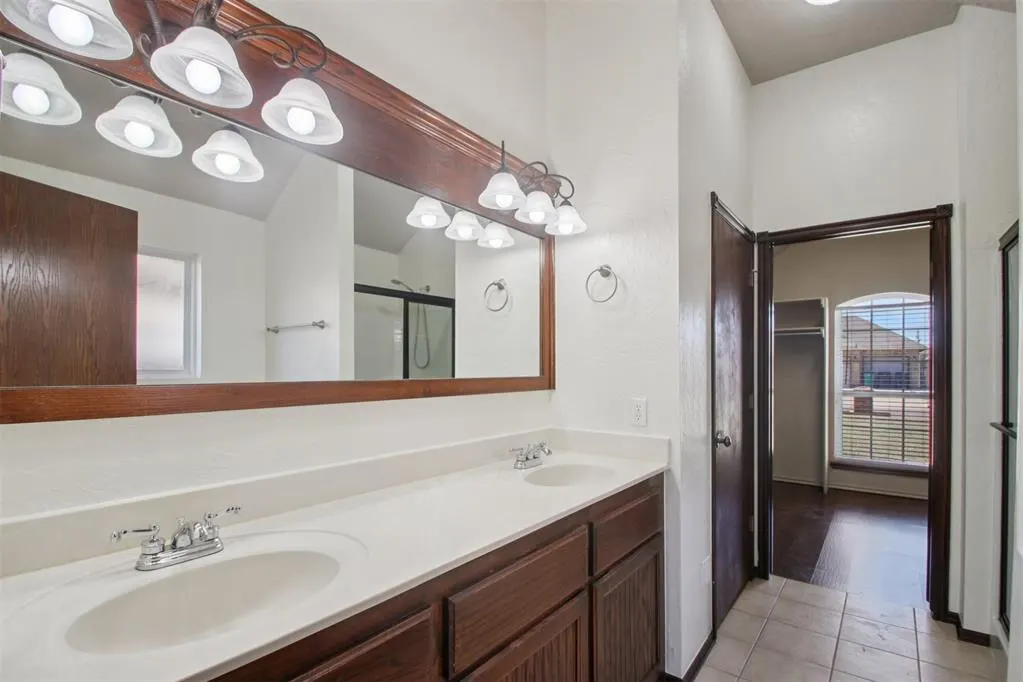 Photo 21 — 4812 Millstone Drive, Oklahoma City, OK 73179