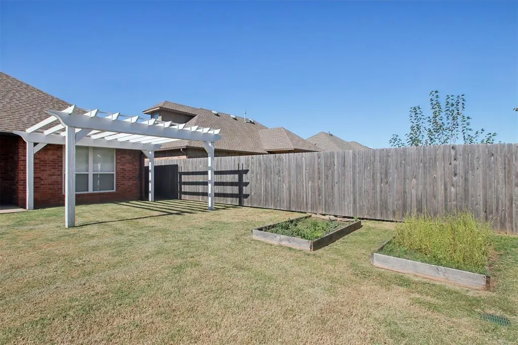 Photo 34 — 4812 Millstone Drive, Oklahoma City, OK 73179