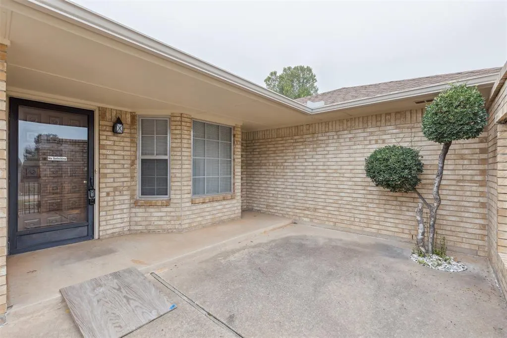 Photo 5 — 3321 N Ridgewood Drive, Midwest City, OK 73110