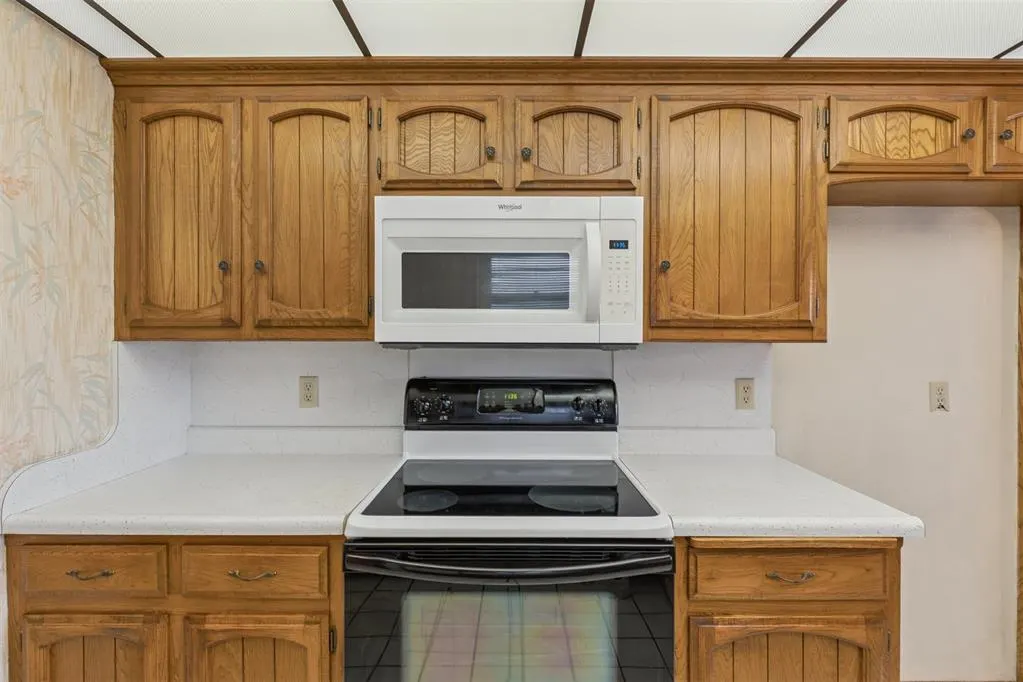 Photo 16 — 3321 N Ridgewood Drive, Midwest City, OK 73110