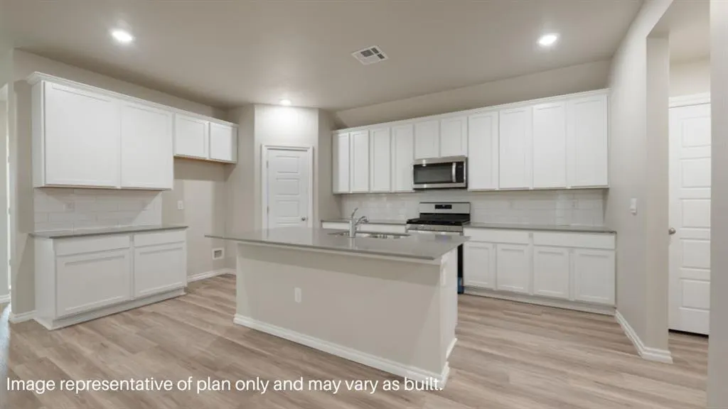 Photo 6 — 5504 Windstone Drive, Norman, OK 73072
