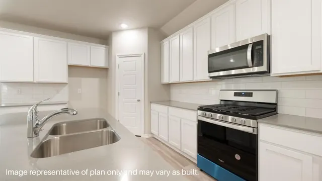 Photo 7 — 5504 Windstone Drive, Norman, OK 73072