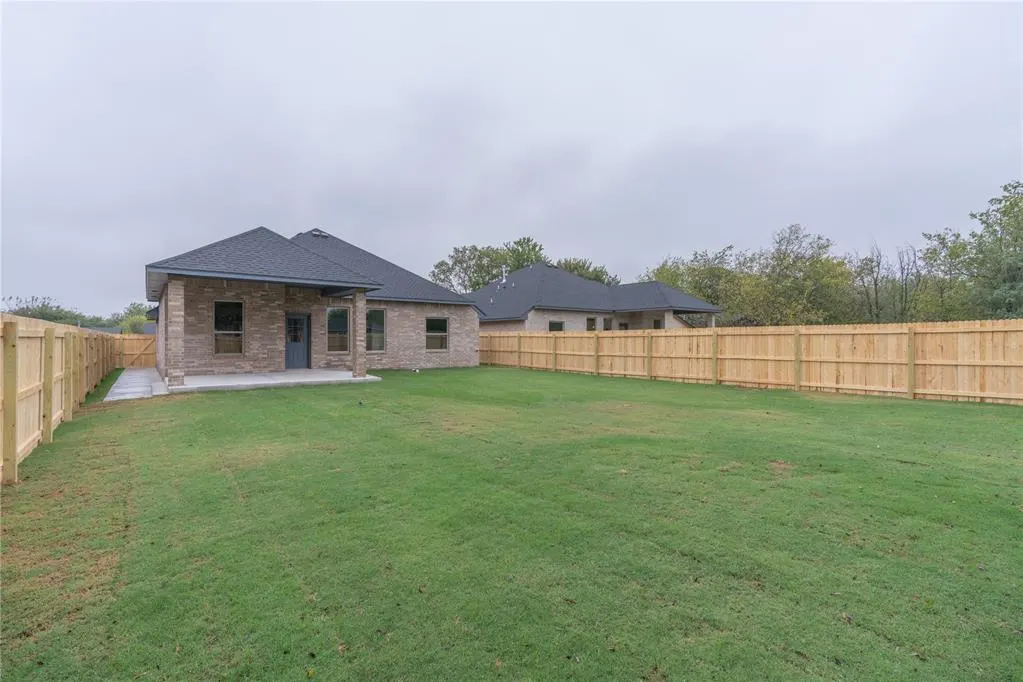 Photo 32 — 325 NW 89th Street, Oklahoma City, OK 73114