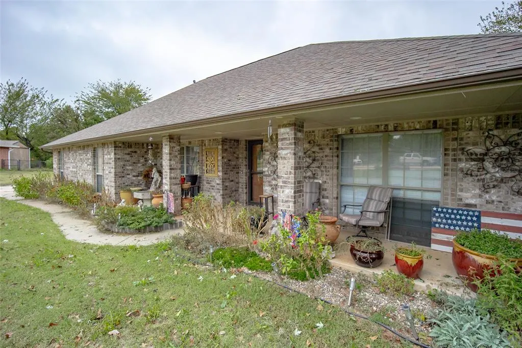 Front exterior — 15207 Scottsdale Crossing, Choctaw, OK 73020