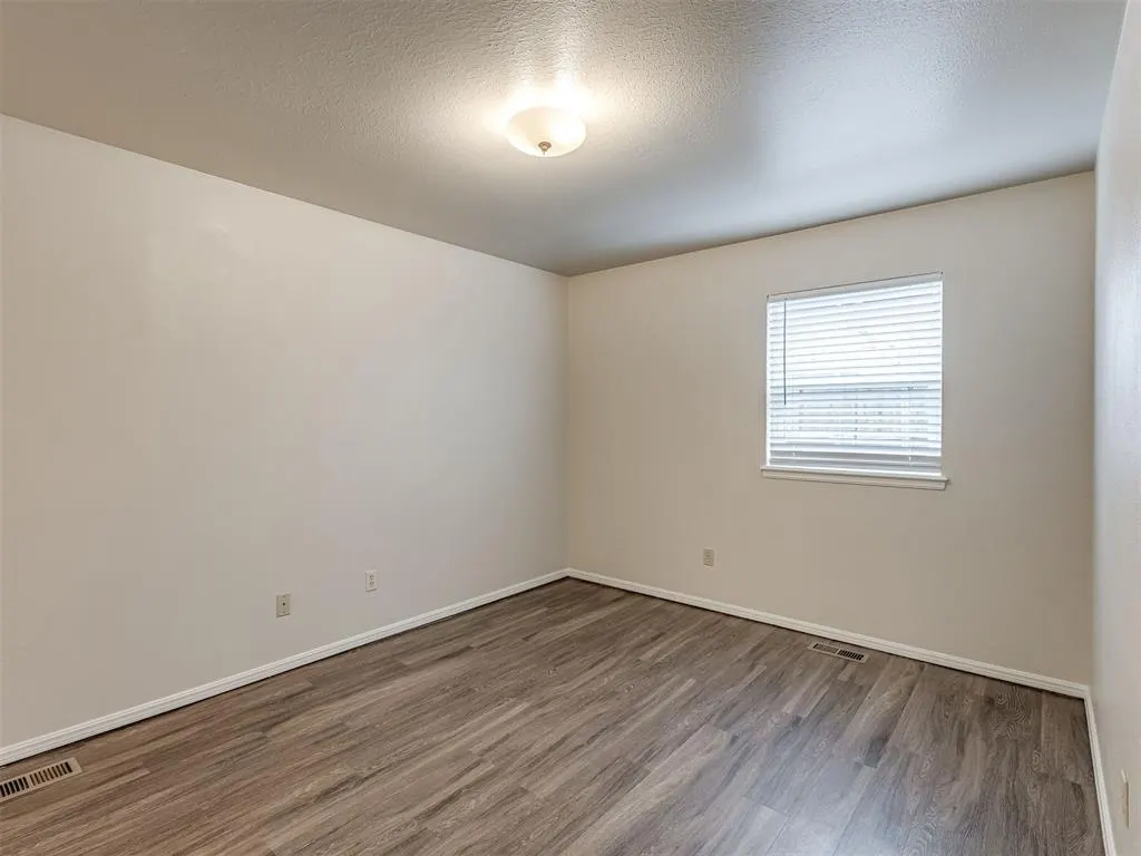 Photo 17 — 4333 NW 55th Street, Oklahoma City, OK 73112