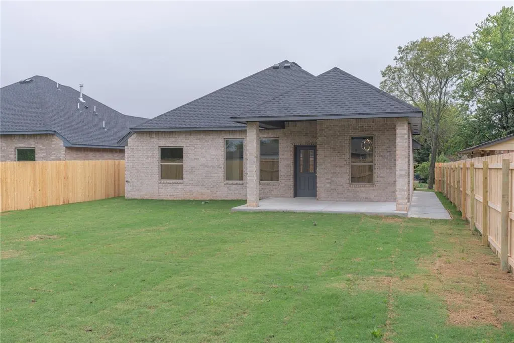 Photo 29 — 329 NW 89th Street, Oklahoma City, OK 73114