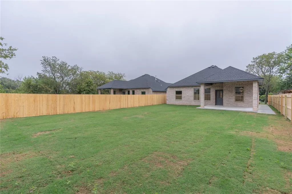 Photo 30 — 329 NW 89th Street, Oklahoma City, OK 73114